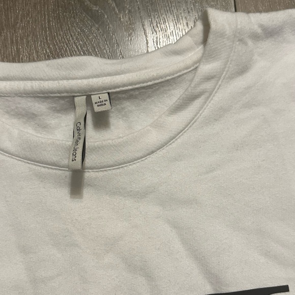 Calvin Klein Boxy Crop Sweatshirt - Large - Picture 3 of 4
